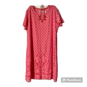 Issac Mizrahi Live! Lace over-lay dress (fully lined) - Size M - EUC in coral!!!